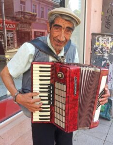 accordion-accordions-640x480-15264752.jpeg