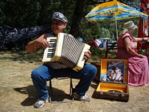 accordion-accordions-640x480-63870033.jpeg