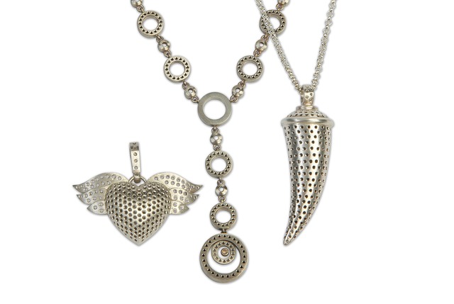 jewelry-casting-640x480-50393248.jpeg