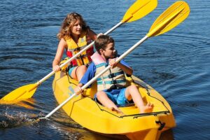 kayaking-kayaks-kayak-640x480-2840744.jpeg