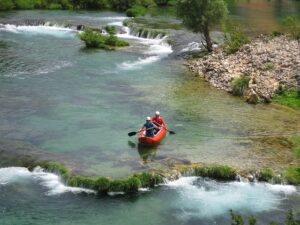 kayaking-kayaks-kayak-640x480-50060108.jpeg