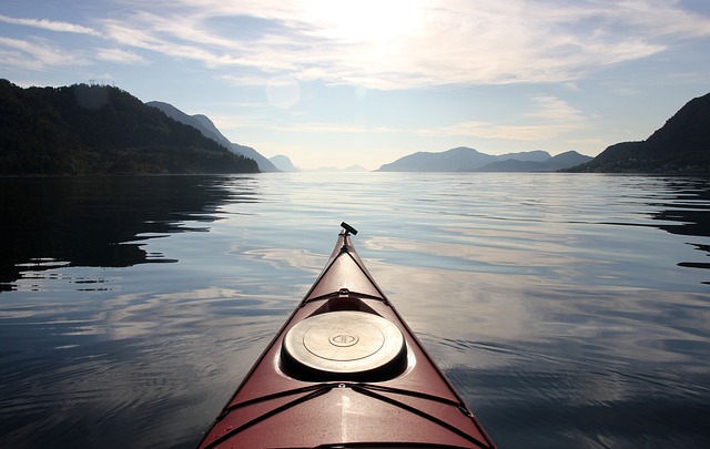 kayaking-kayaks-kayak-640x480-70368108.jpeg