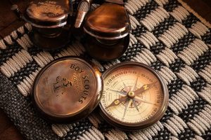 compass-compasses-magnetic-compass-640x480-22746029.jpeg