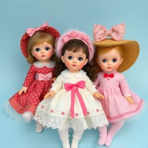 collectible-dolls-640x480-58666140.jpeg