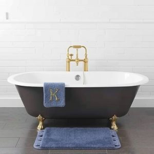 bath-rugs-640x480-89445175.jpeg