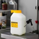 Mastering Oil Dispensing: Choosing, Mixing, and Maintaining Sprayers