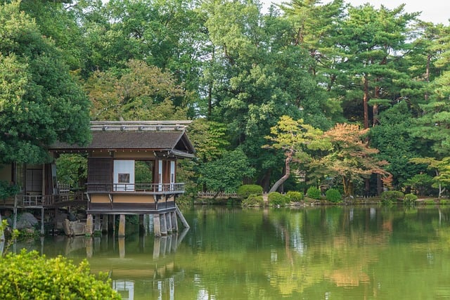 garden-houses-640x480-79294963.jpeg