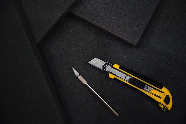 knife-blades-640x480-93921178.jpeg