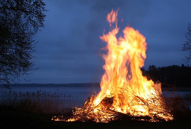 outdoor fire tables
