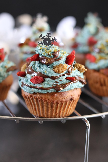 angel food cake pans