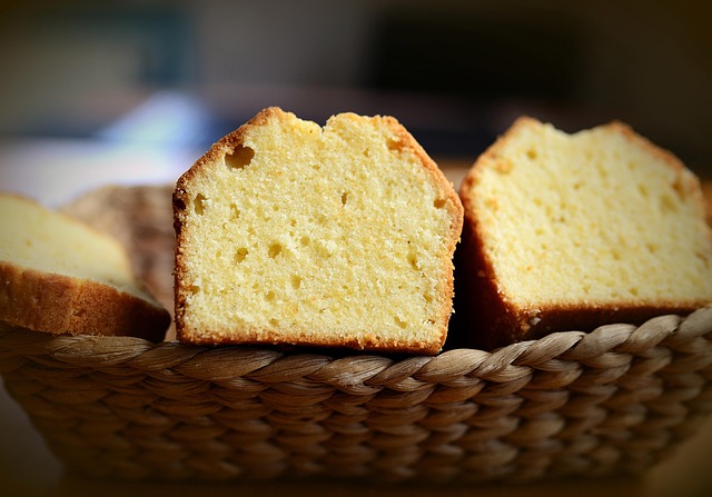 angel food cake pans