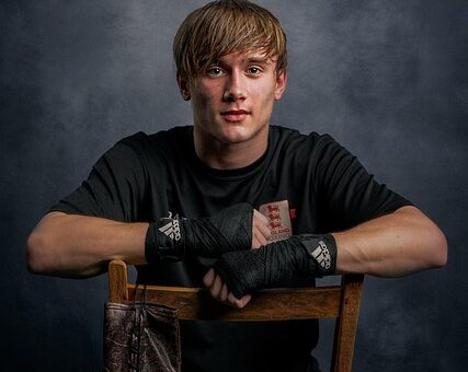 boxing-bag-gloves-640x480-12025786.jpeg