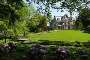 garden-houses-640x480-38384948.jpeg
