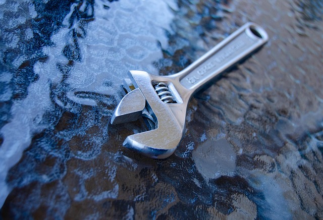 hardware brackets