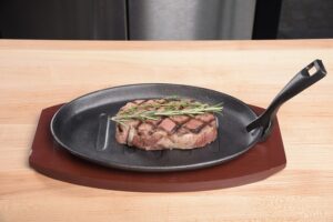 omelet-pans-640x480-55728055.jpeg