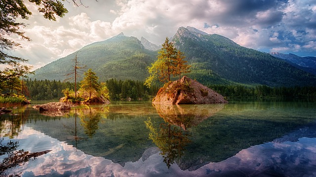 water-640x480-47854958.jpeg
