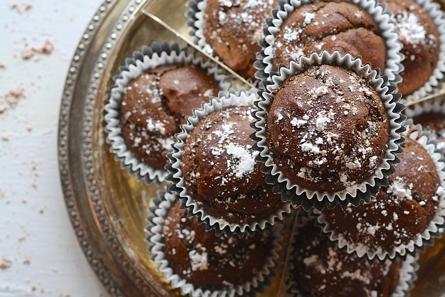 angel-food-cake-pans-640x480-65673404.jpeg