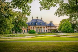 garden-houses-640x480-81277451.jpeg