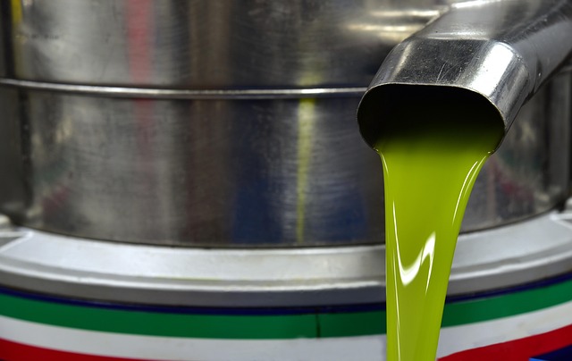 oil dispensing oil sprayers