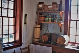 beekeeping-supplies-640x480-13550381.jpeg