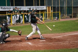 baseball-equipment-640x480-97408675.jpeg