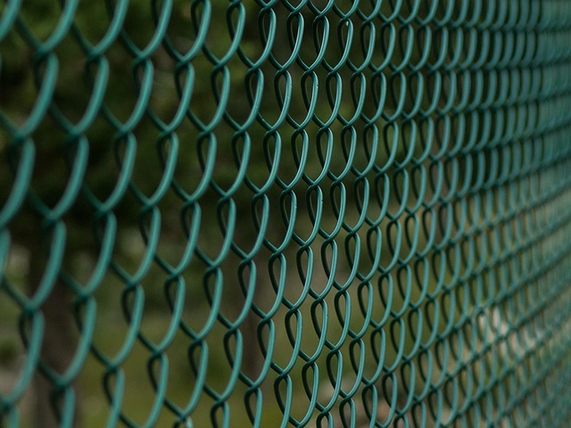 fencing-equipment-640x480-69189244.jpeg