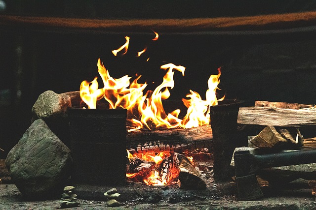 outdoor-fire-tables-640x480-40946215.jpeg