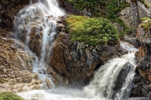 water-640x480-16917344.jpeg