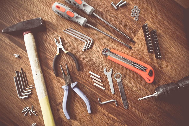 hardware brackets