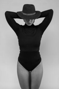 womens-shapewear-bodysuits-640x480-18433133.jpeg