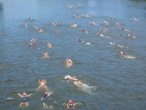 triathlon-equipment-640x480-27137070.jpeg