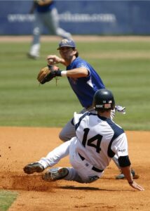 baseball-equipment-640x480-6356366.jpeg