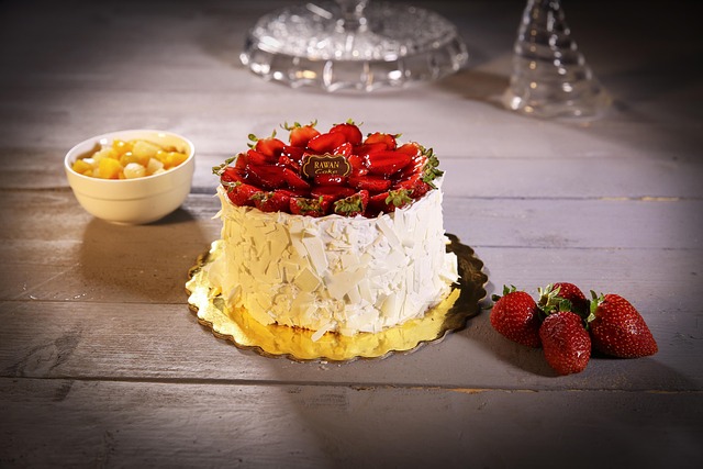 angel food cake pans