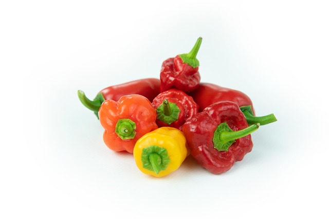 jalapenos-peppers-640x480-81917944.jpeg
