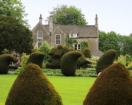 garden-houses-640x480-64383611.jpeg