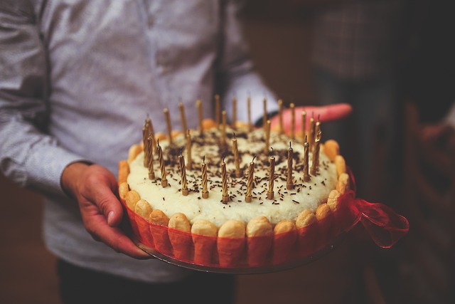 angel food cake pans