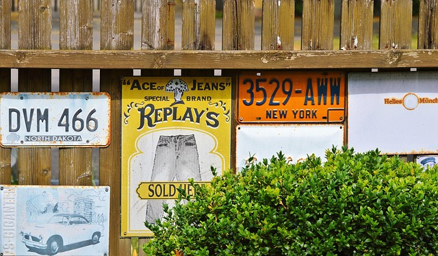 license plate frames
