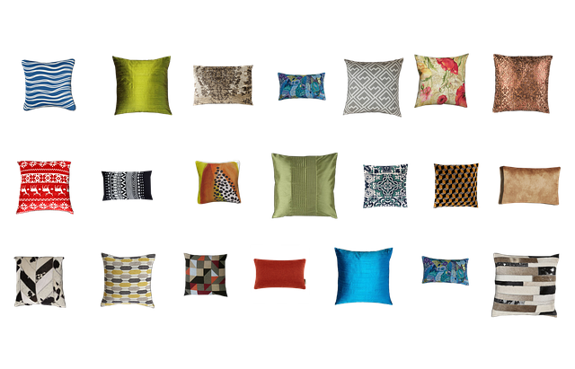 throw pillow