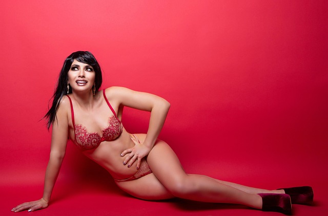 womens-lingerie-sets-640x480-31467971.jpeg