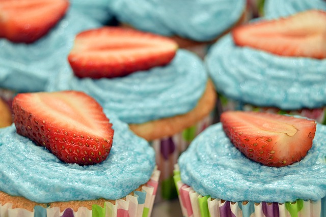 angel food cake pans