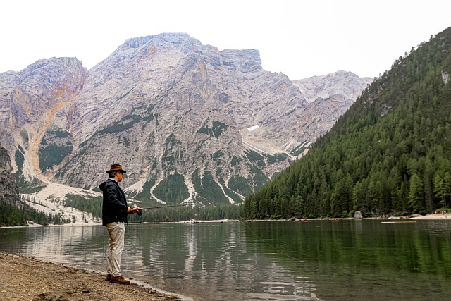 fly-fishing-flies-640x480-35546909.jpeg
