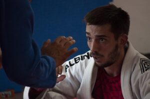 jiu-jitsu-uniforms-640x480-17409639.jpeg