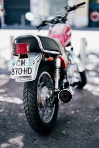 license-plate-frames-640x480-2477282.jpeg