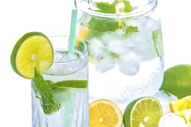 mint-julep-cups-640x480-14545082.jpeg