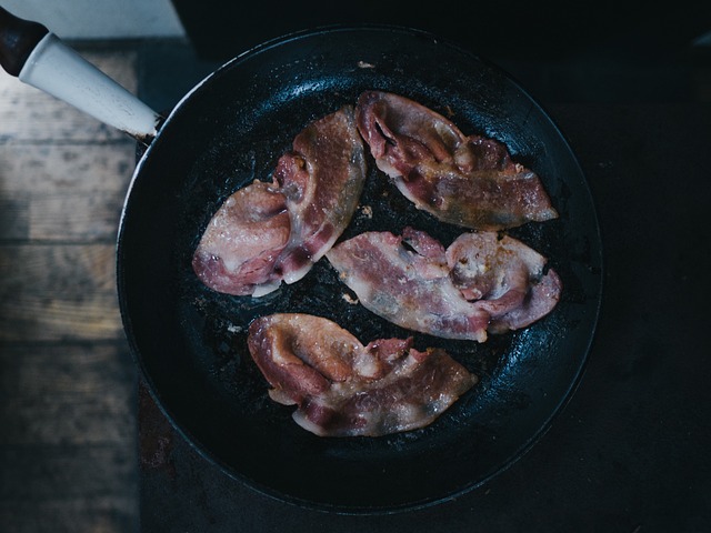 omelet-pans-640x480-83913903.jpeg