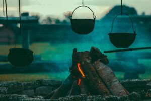 outdoor-fire-tables-640x480-42838955.jpeg