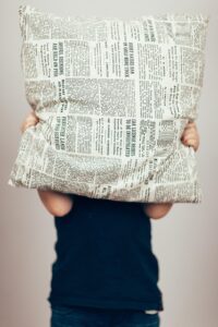 throw-pillow-640x480-36464681.jpeg