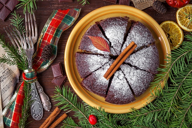 angel food cake pans